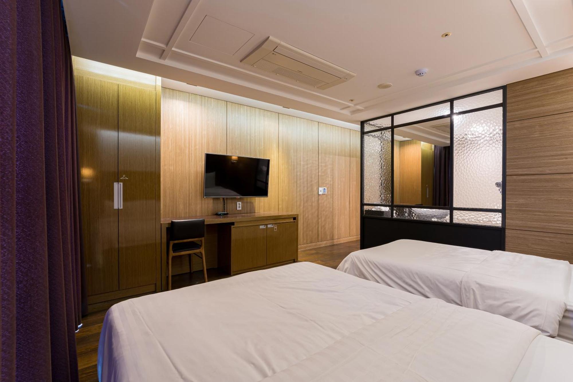 Browndot Hotel Incheon Songdo Екстер'єр фото